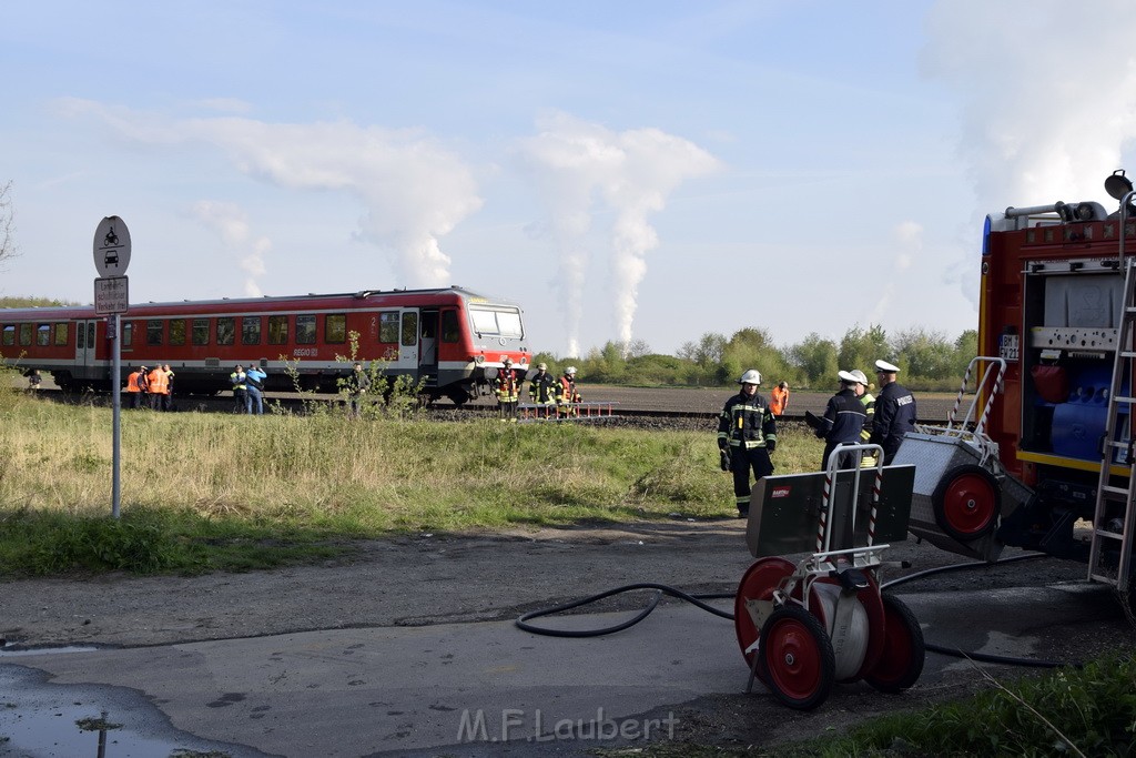 Schwerer VU LKW Zug Bergheim Kenten Koelnerstr P025.JPG - Miklos Laubert